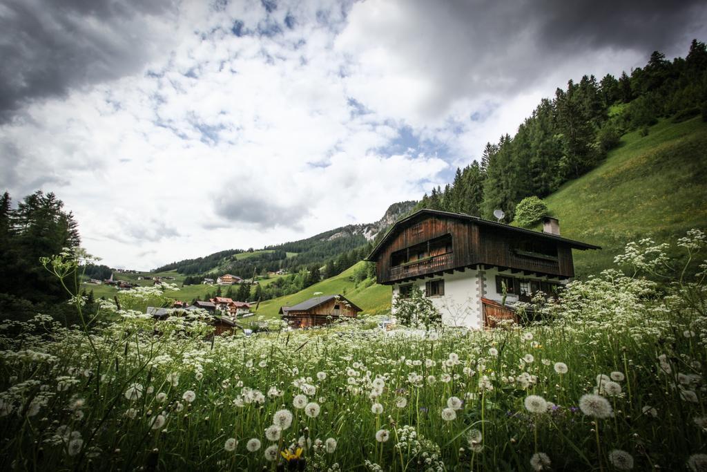 Casa Serac' La Valle Exteriör bild